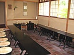 伸庵の立礼席