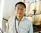 学芸員倉橋さん顔